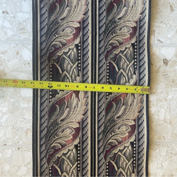 Woven Tapestry Acanthus Leaf Motif Table Runner with Tassels 70 x 14 Inches - Picture 5 of 13